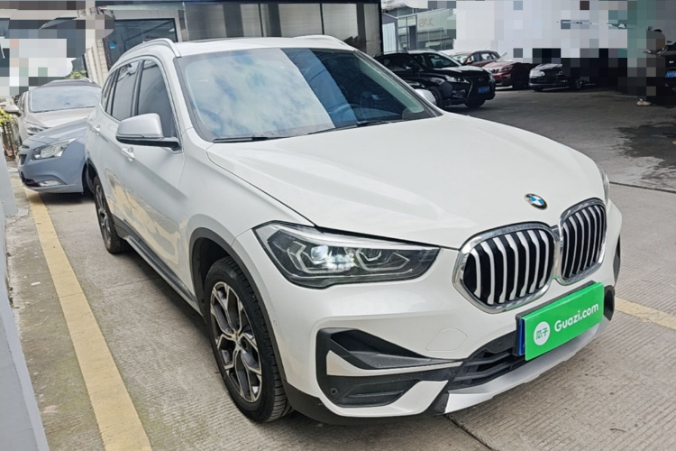 BMW X1 2022 #4 BMW X1 2022 car image #4
