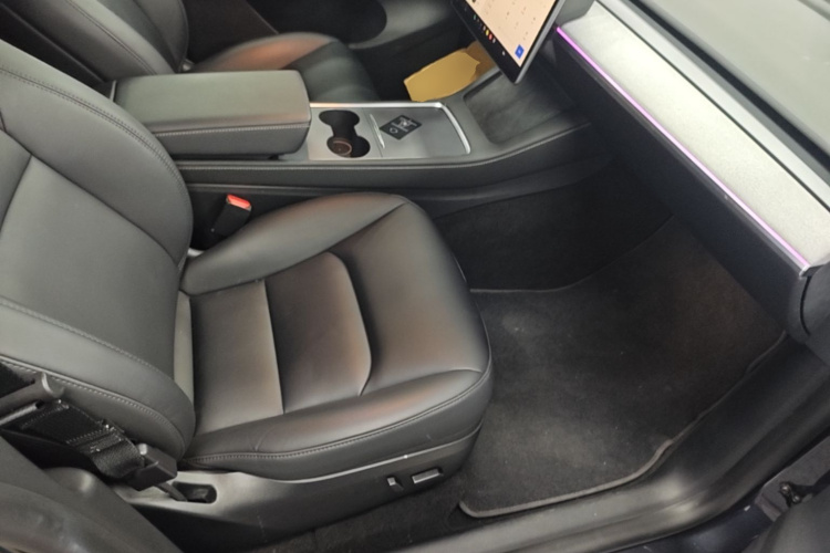Tesla Model Y 2024 #24 Tesla Model Y 2024 car image #24