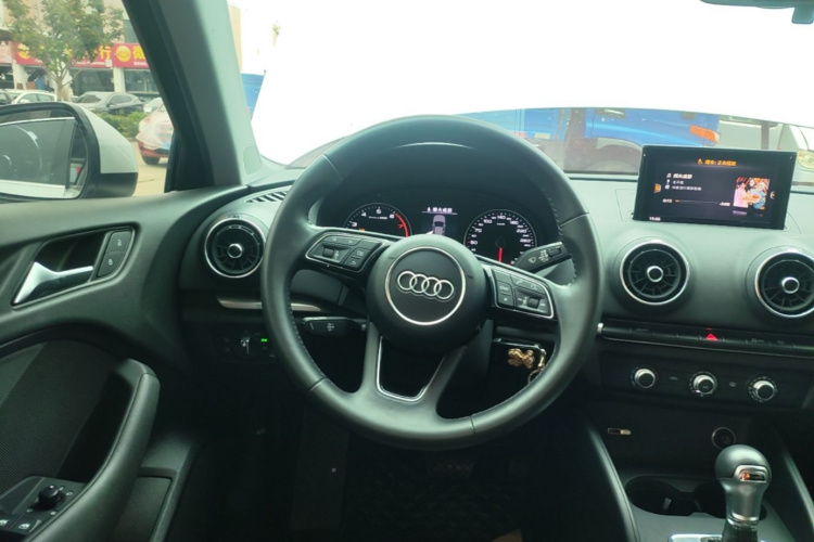 Audi A3 2020 car image #11