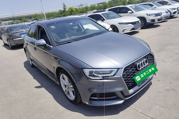 Audi A3 2018 car image #4