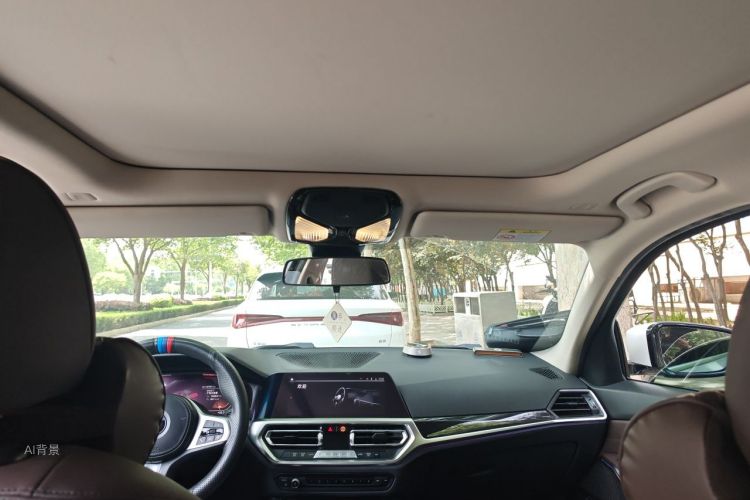 BMW 3 Series 2021 car image #20