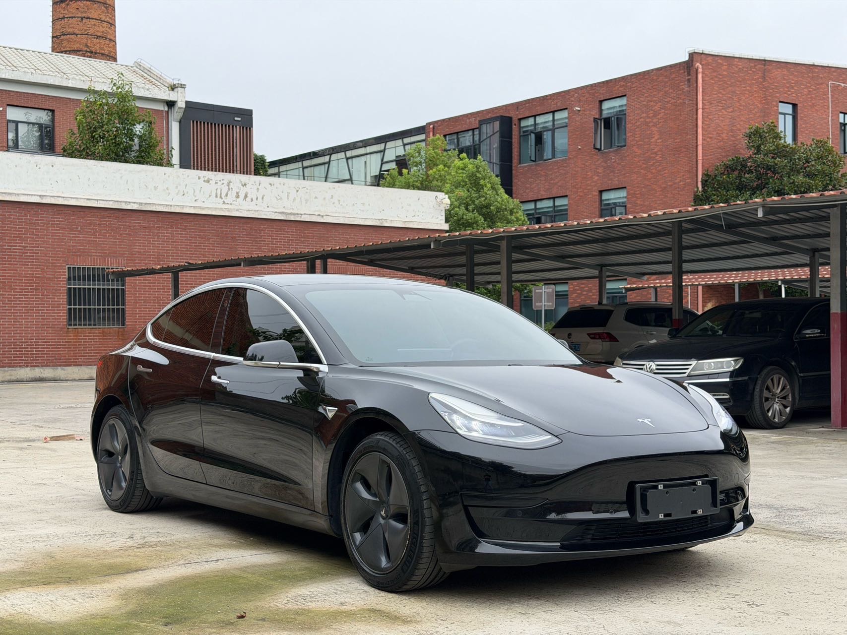 Tesla Model 3 2021 car image #3