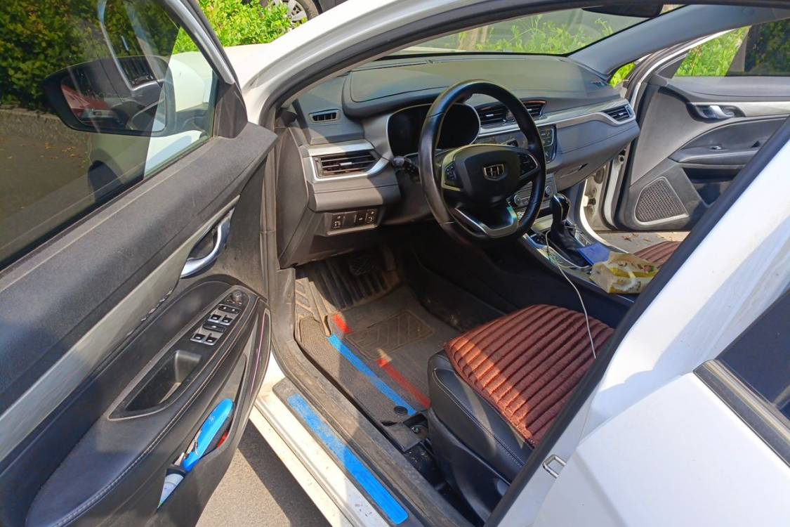 GEELY Emgrand 2019 #23 GEELY Emgrand 2019 car image #23