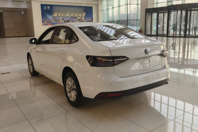 Volkswagen Lavida 2026 #7 Volkswagen Lavida 2026 car image #7