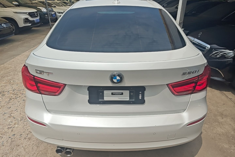 BMW 3 Series GT 2016 car image #6