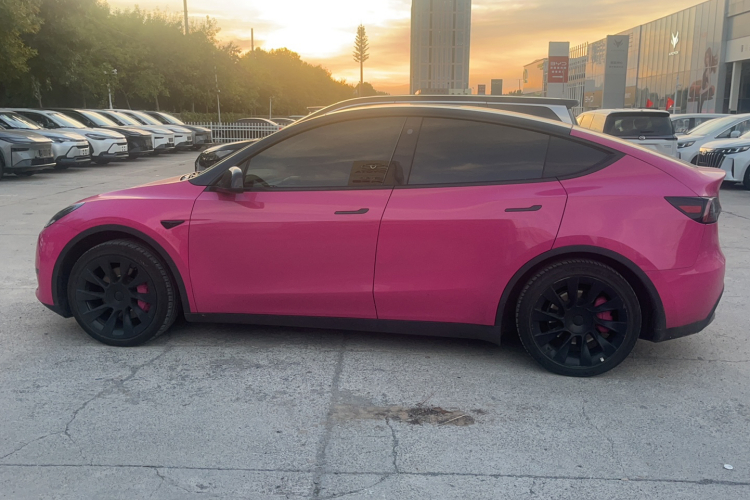 Tesla Model Y 2022 #4 Tesla Model Y 2022 immagine di auto #4