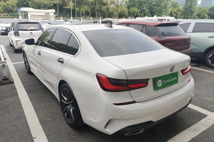BMW 3 Series 2021 #5 BMW 3 Series 2021 car image #5