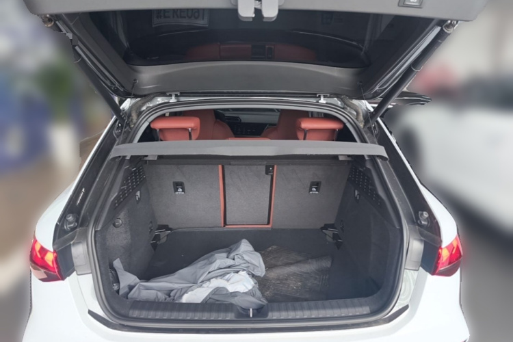Audi A3 2024 car image #21