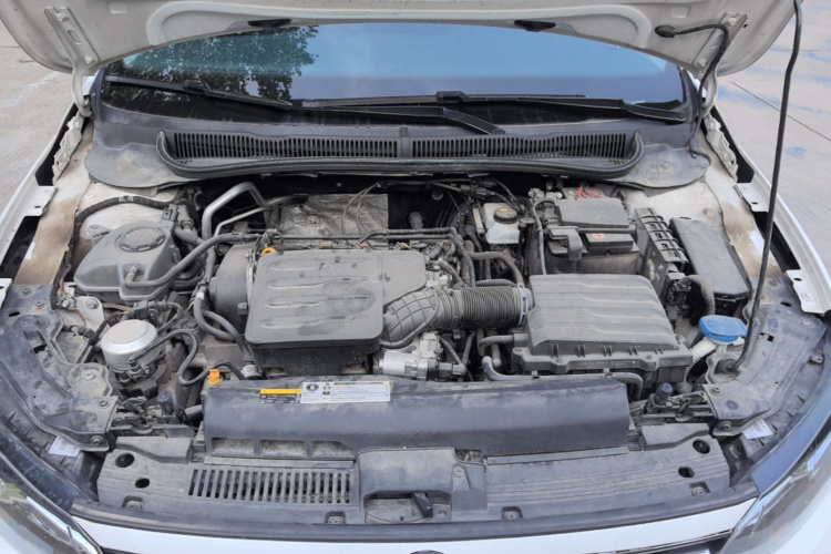 Volkswagen Polo 2021 car image #20