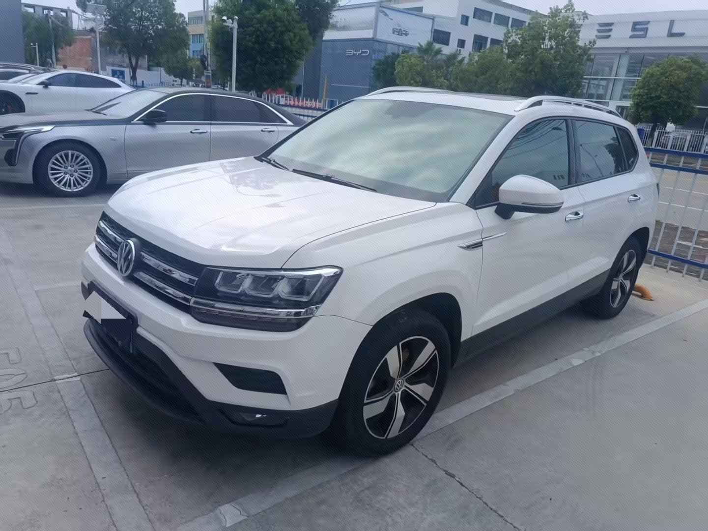 2018 2018 car image