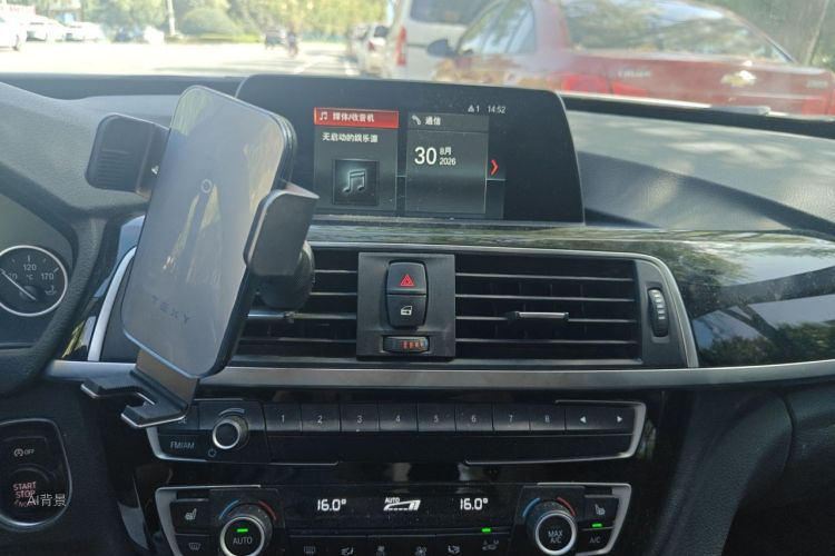 BMW 3 Series GT 2019 car image #15