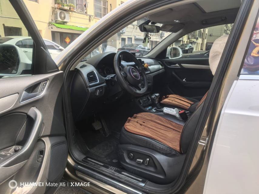 Audi Q3 2018 immagine di auto #6
