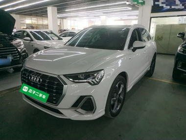 Audi Q3 2021 car image 