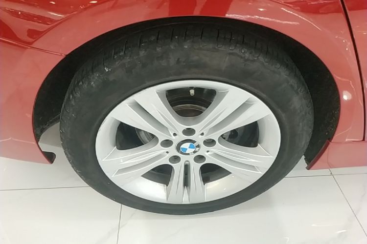 BMW 3 Series 2015 car image #10