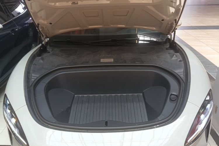 MI SU7 2025 car image #22