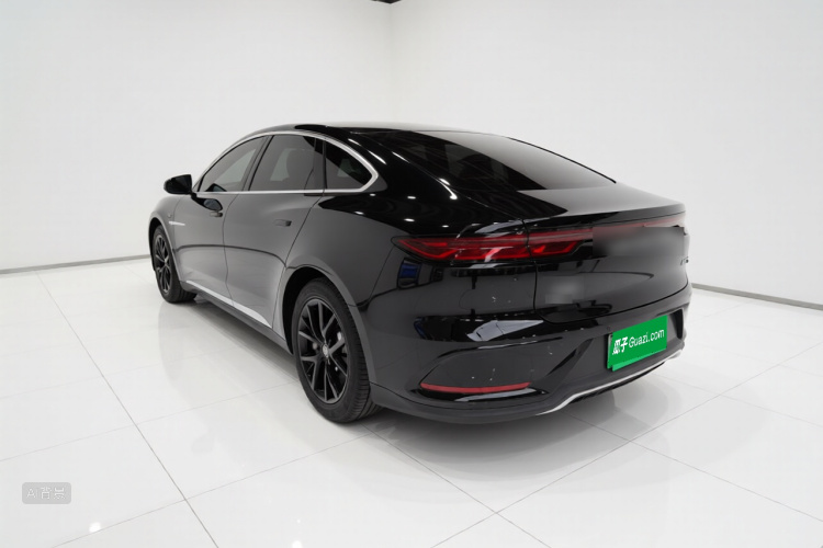 BYD Han 2025 car image #5
