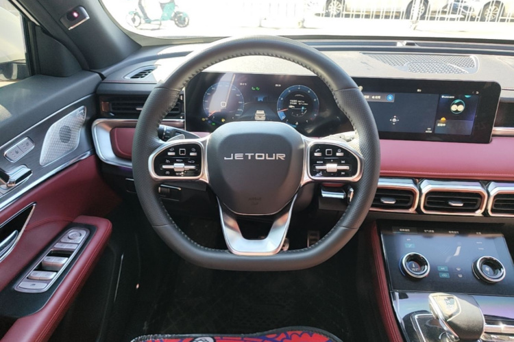 Jetour X70 PLUS 2021 #15 Jetour X70 PLUS 2021 car image #15