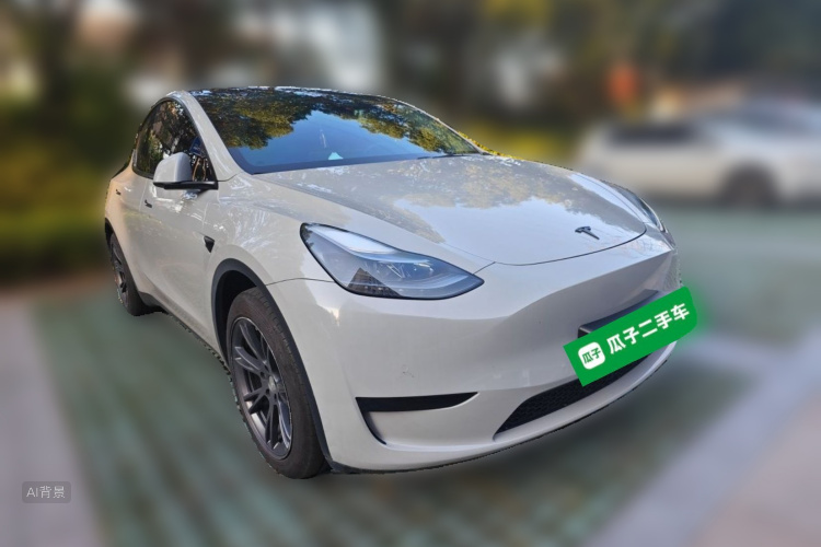 Tesla Model Y 2024 #4 Tesla Model Y 2024 car image #4