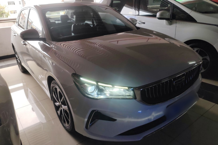 GEELY Emgrand 2022 imagem de carro #4