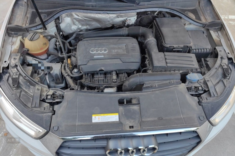 Audi Q3 2017 car image #22