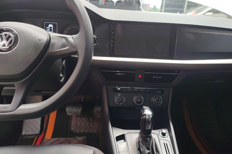 Volkswagen Lavida 2018 car image #10