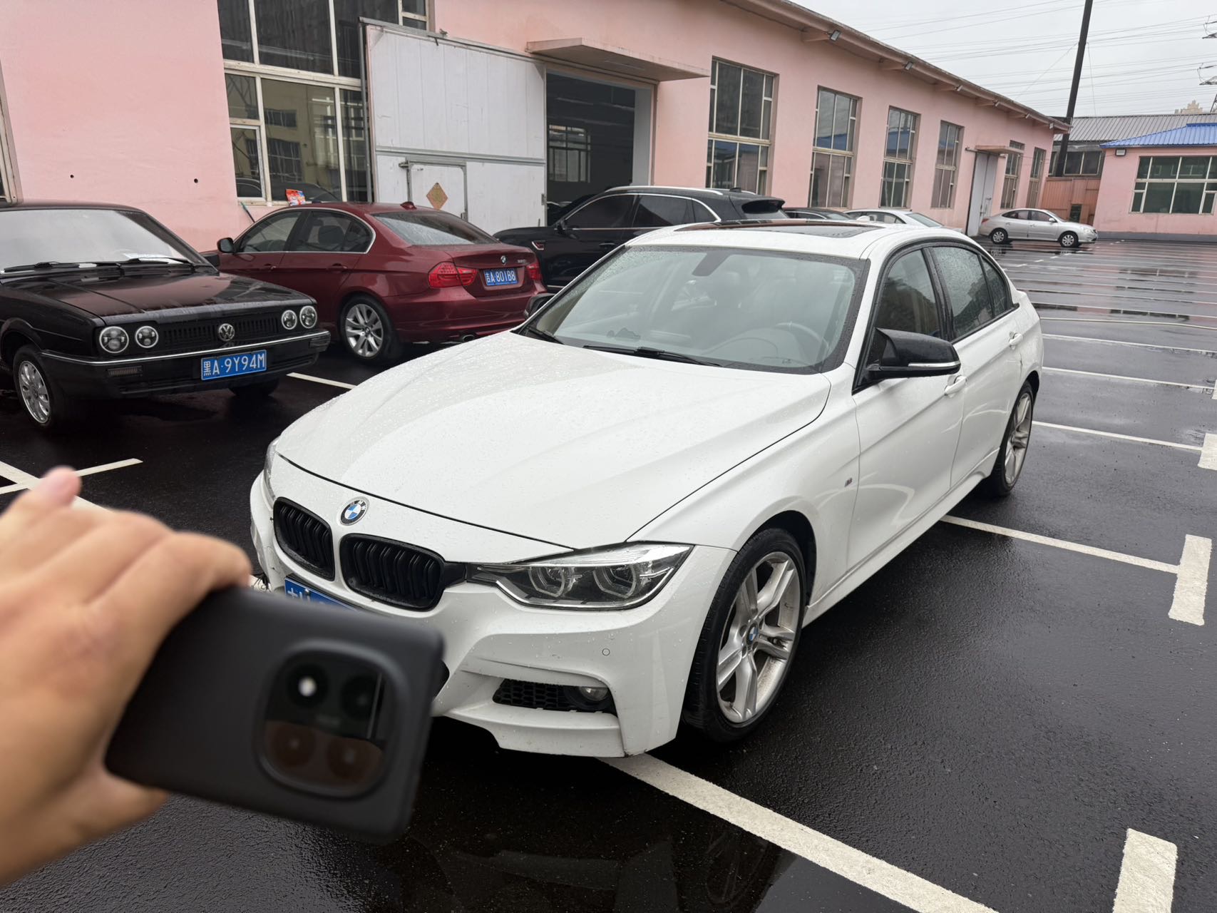 BMW 3 Series 2017 BMW 3 Series 2017 car image