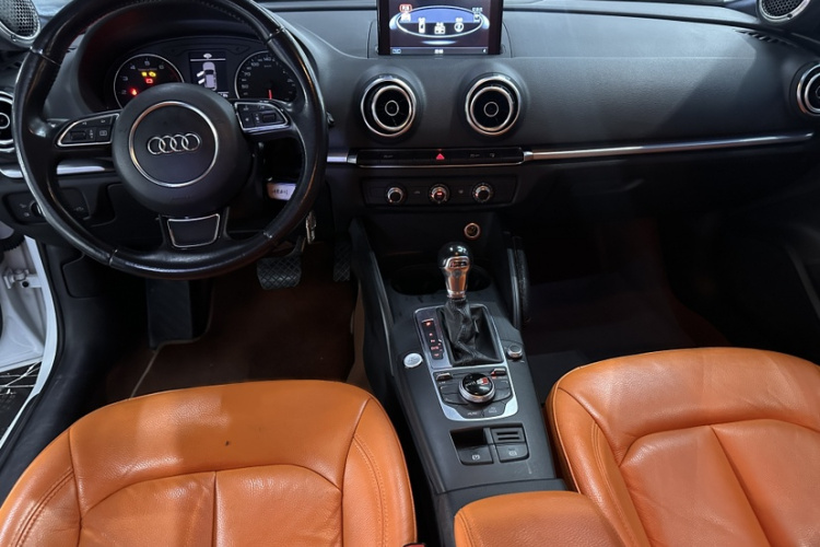 Audi A3 2017 car image #12