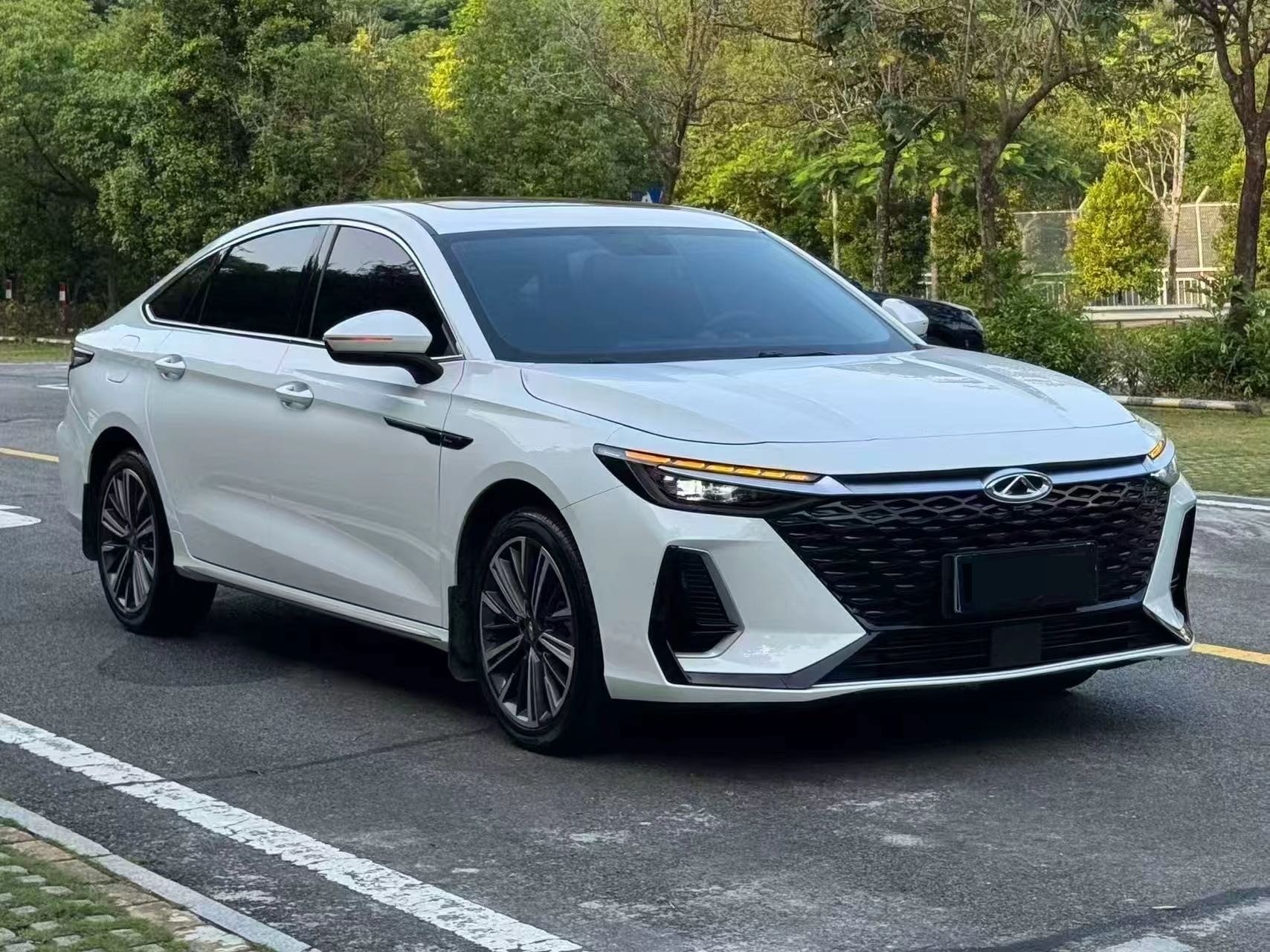 Chery Arrizo 8 2022 car image #2
