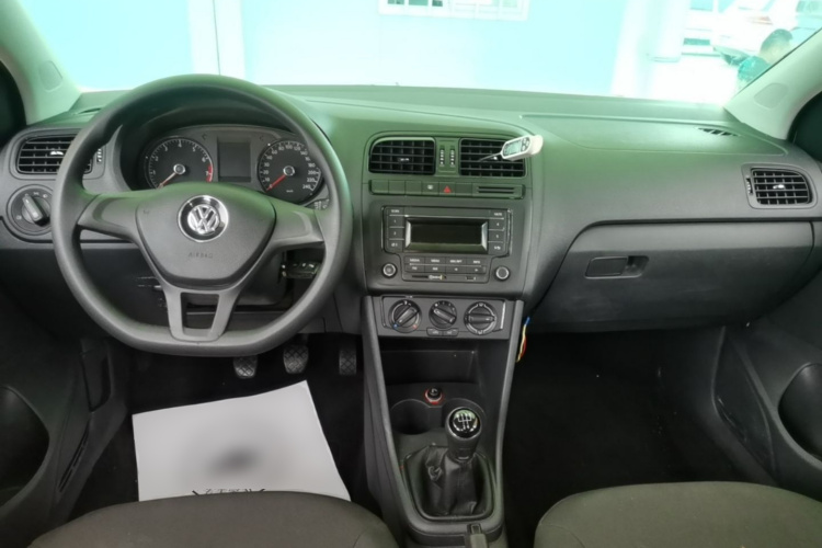 Volkswagen Polo 2016 #10 Volkswagen Polo 2016 car image #10