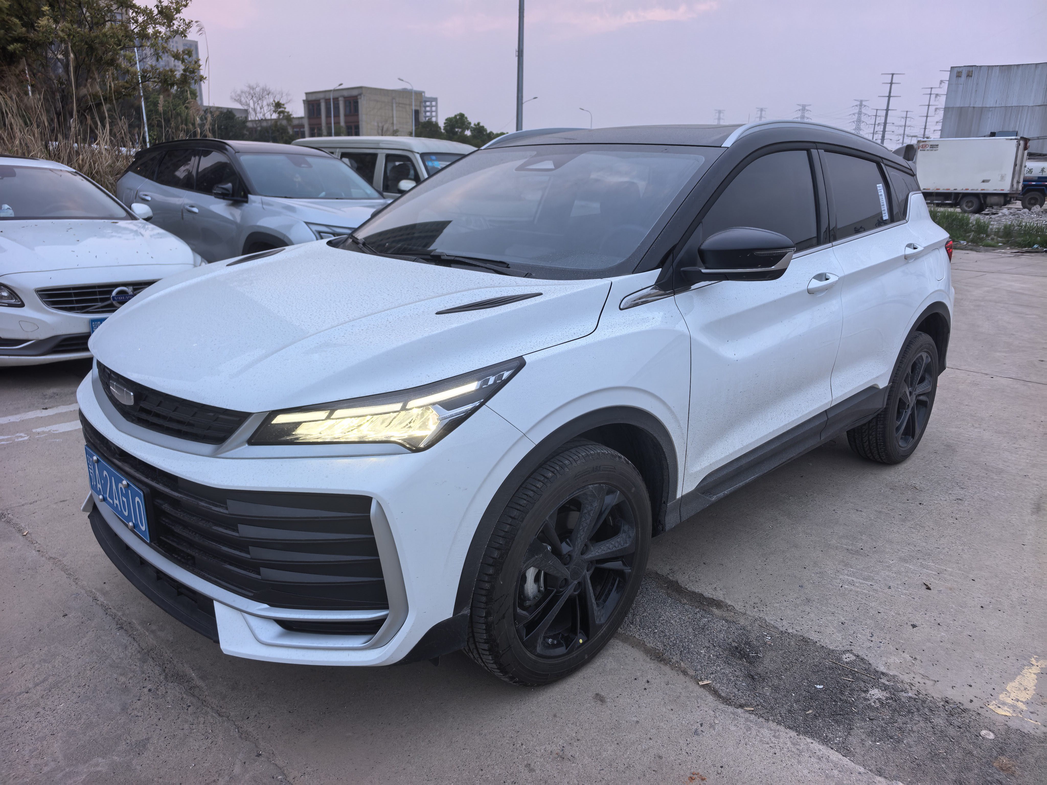 GEELY Coolray 2025 car image 