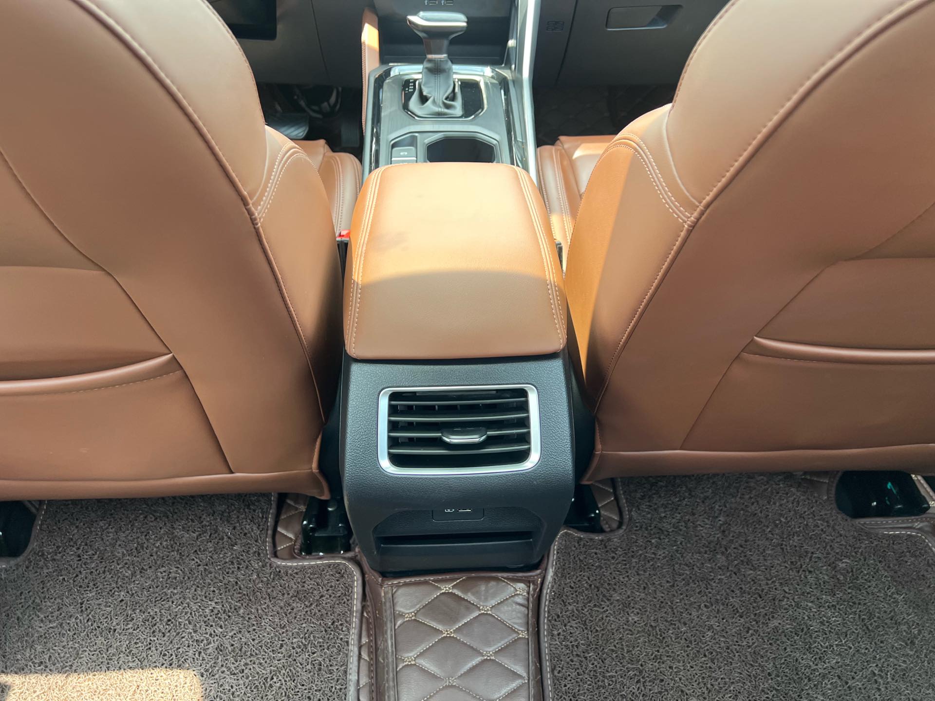 GEELY Vision X6 2022 car image #14