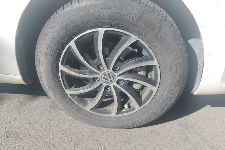 Volkswagen Santana 2022 صورة سيارة #9