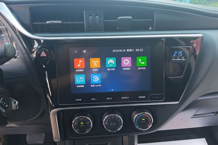 Toyota Corolla 2019 #13 Toyota Corolla 2019 car image #13