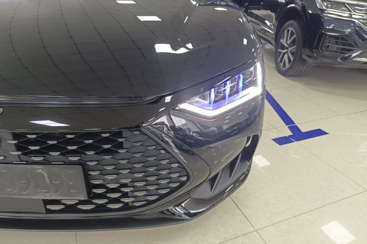 BYD Han 2024 car image #23
