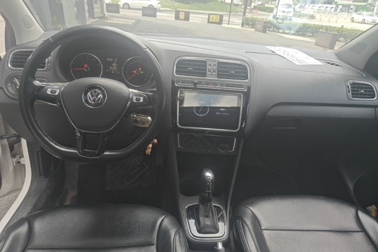 Volkswagen Polo 2019 #10 Volkswagen Polo 2019 car image #10