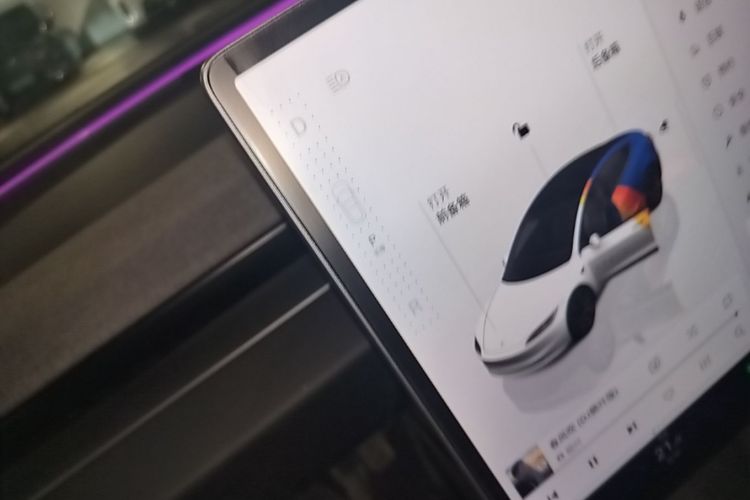 Tesla Model 3 2025 #14 Tesla Model 3 2025 car image #14