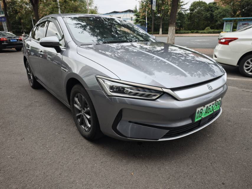 BYD Qin Plus 2022 car image #2