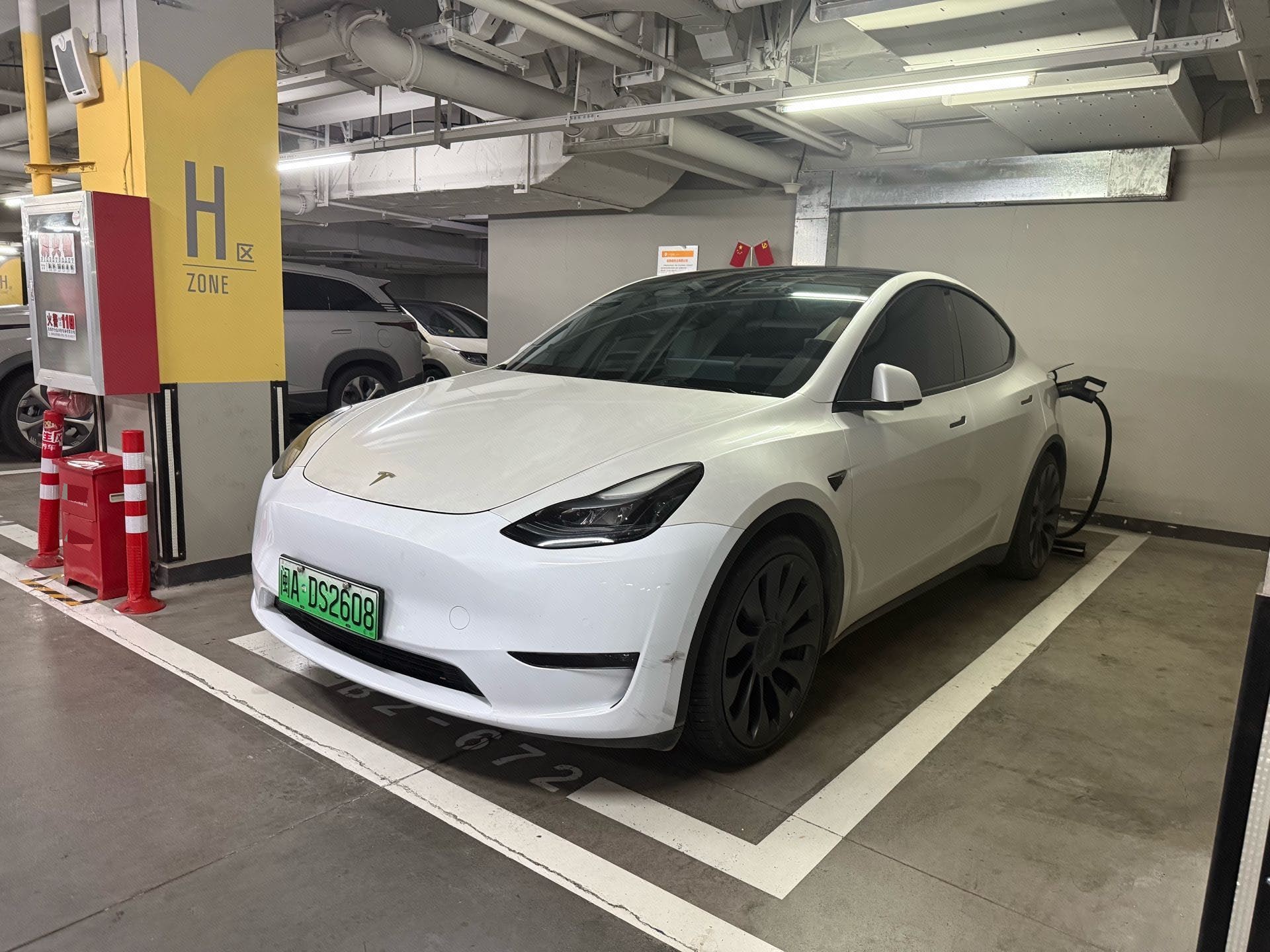 Tesla Model Y 2024 صورة سيارة 