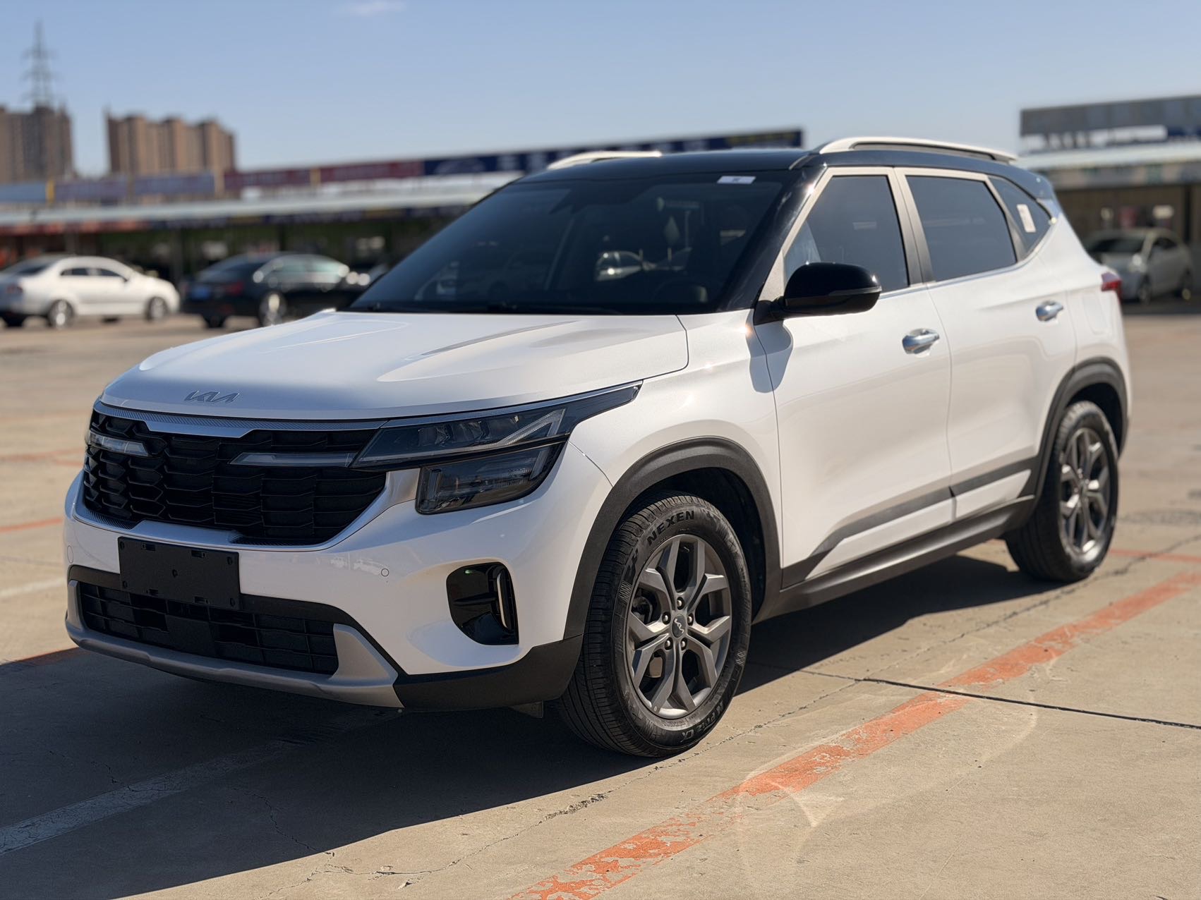 Kia Seltos 2023 Kia Seltos 2023 car image