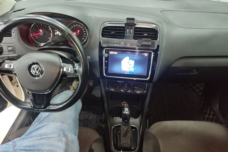 Volkswagen Polo 2018 #10 Volkswagen Polo 2018 car image #10