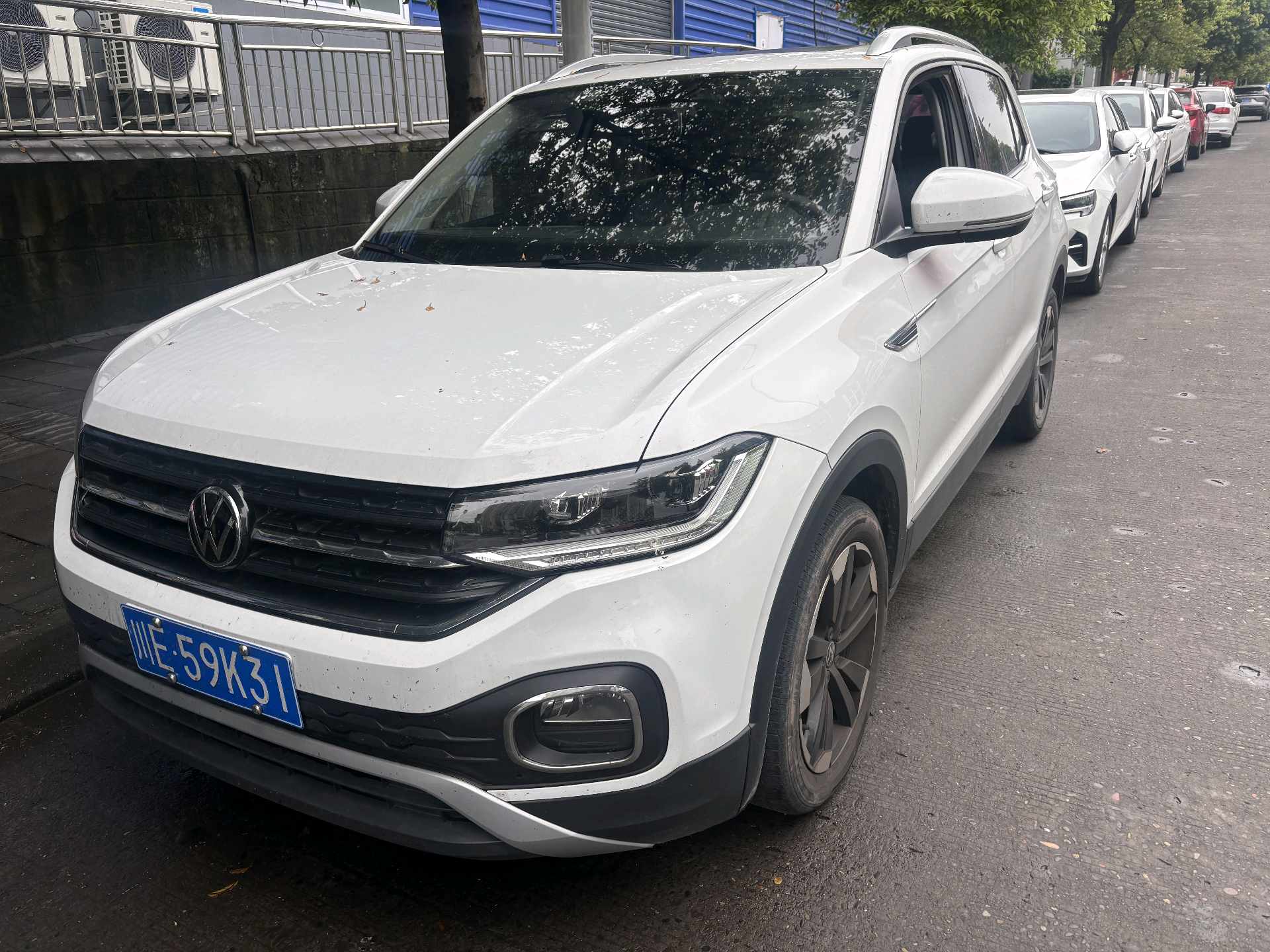 Volkswagen Tacqua 2020 car image 