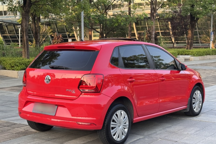 Volkswagen Polo 2018 car image #7