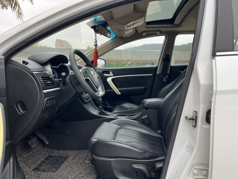 GEELY Emgrand 2016 car image #5