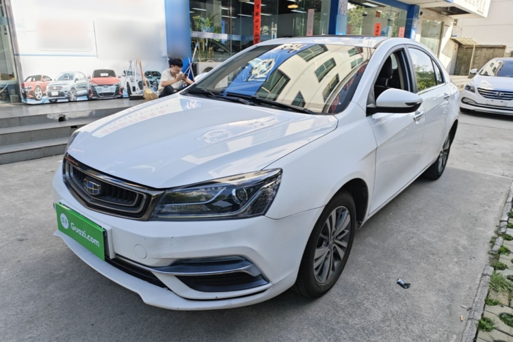 GEELY Emgrand 2019 car image #2