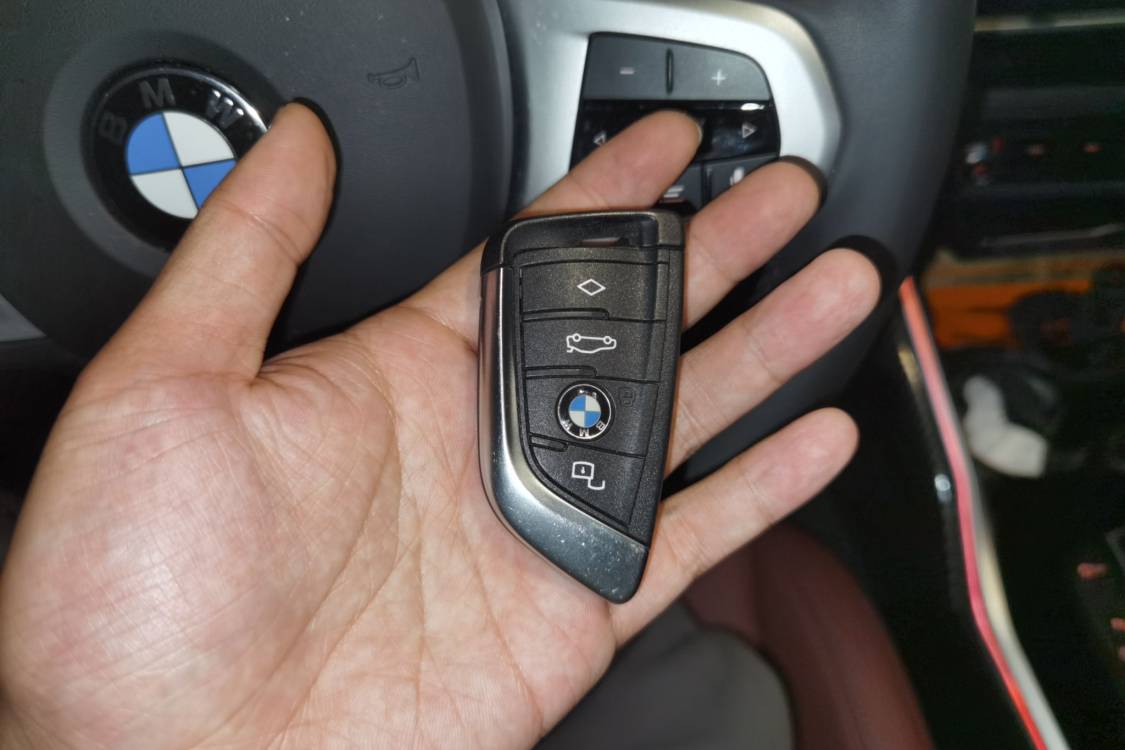 BMW 3 Series 2024 #28 BMW 3 Series 2024 car image #28