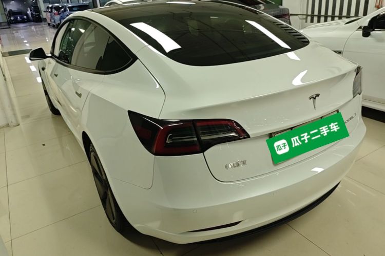 Tesla Model 3 2023 صورة سيارة #5