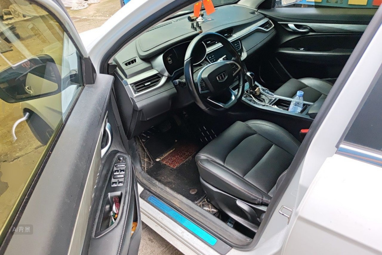 GEELY Emgrand 2019 #18 GEELY Emgrand 2019 car image #18