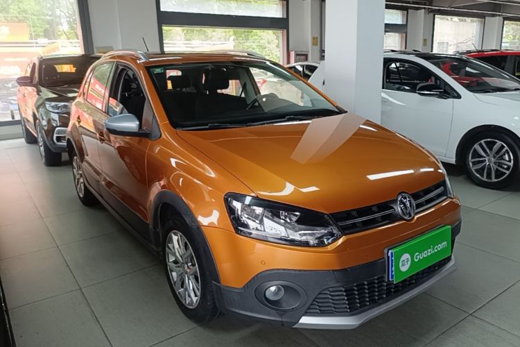 Volkswagen Polo 2015 #4 Volkswagen Polo 2015 car image #4
