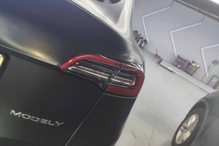 Tesla Model Y 2022 #8 Tesla Model Y 2022 car image #8