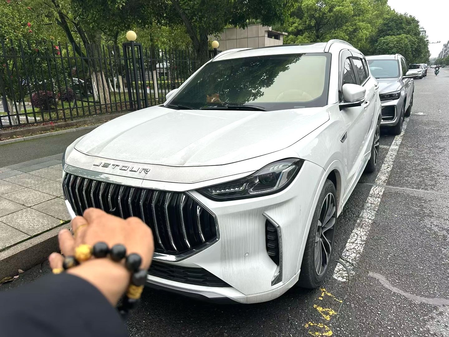 Jetour X70 PLUS 2022 car image 